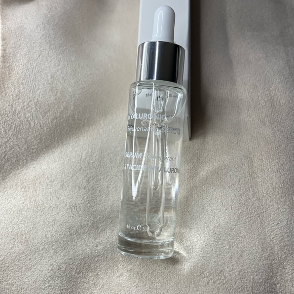 StudioMakeup Hyaluronic Acid Rejuvenating Serum - Picture 9 of 13